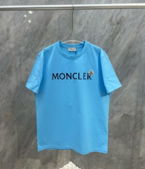 Moncler T-shirt