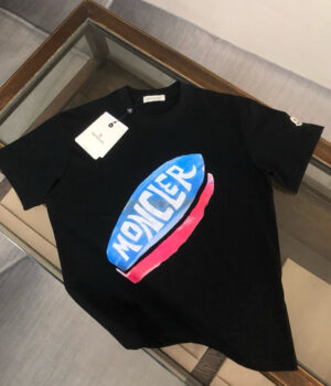 Moncler T-shirt
