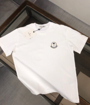 Moncler T-shirt