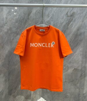 Moncler T-shirt
