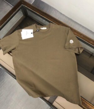 Moncler T-shirt