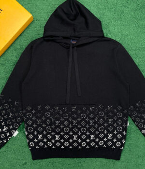 1V Hoodie