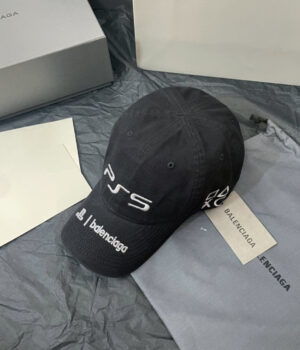 Balenciaga Cap