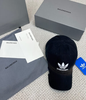 Balenciaga Cap