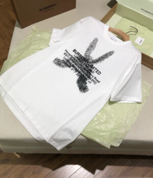 Burberry T-shirt