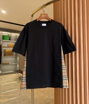Burberry T-shirt