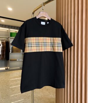 Burberry T-shirt