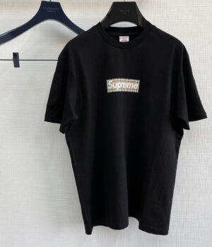 Burberry T-shirt