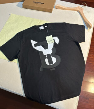 Burberry T-shirt
