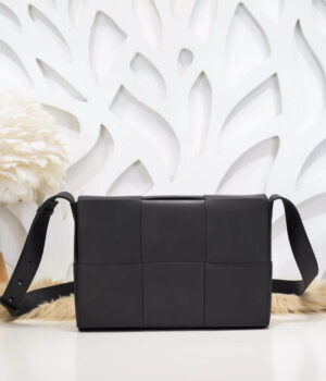 BV BAG 30*20*6