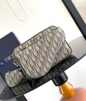 CD Saddle Triple Pouch