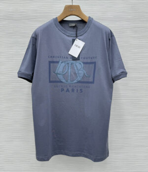 CD T-shirt