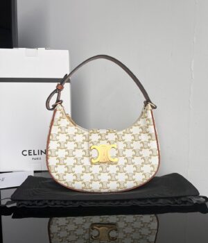 Celine Triomphe Hobo
