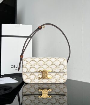Celine Triomphe Hobo