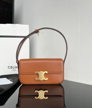 Celine Triomphe Hobo