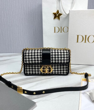 Dior 30 Montaigne (21cm)
