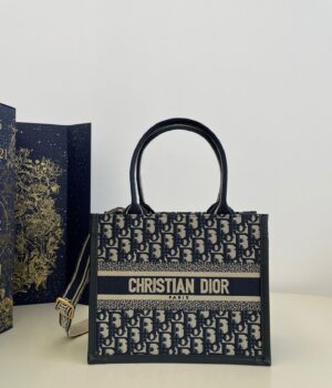 Dior Book Tote (26cm)