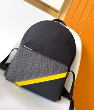 FENDI BACKPACK 33*39*16