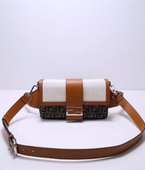 FENDI BAGUETTE 28*7*18