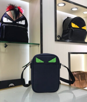 FENDI SLING BAG 14*4*19