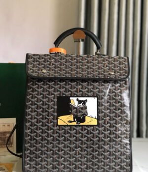 Goyard Backpack 33x35x16cm