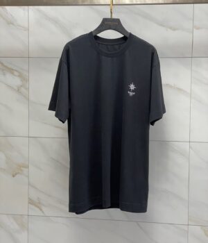 Givenchy T-shirt