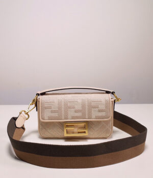 Fendi Baguette
