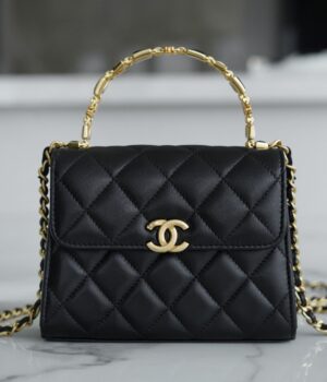 Chanel 22B Handle