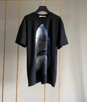 Givenchy T-shirt