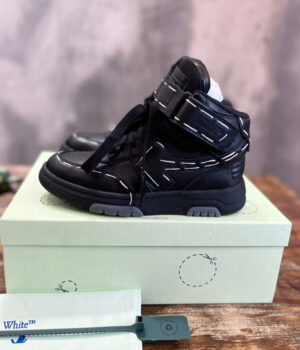 Off-White Sneakers