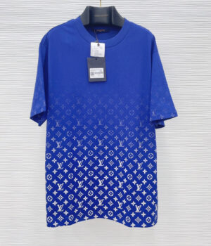 Lv T-shirt