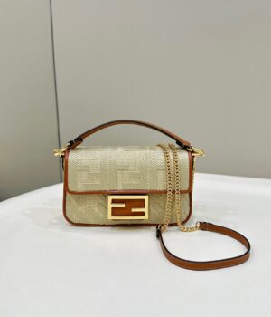 Fendi Baguette (Mini)