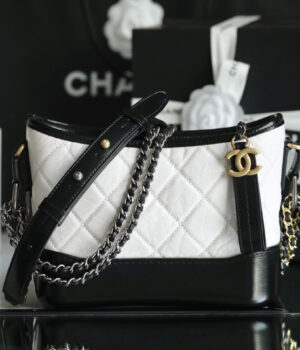 Chanel Gabrielle Hobo (20cm)