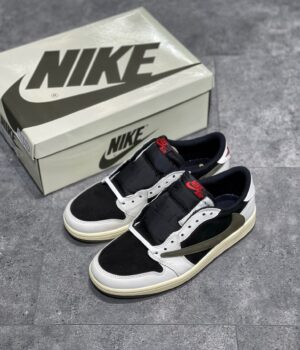 Travis Scott x AJ 1 Low