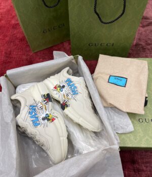 Gucci Sneakers