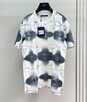 Lv T-shirt