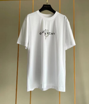 Givenchy T-shirt