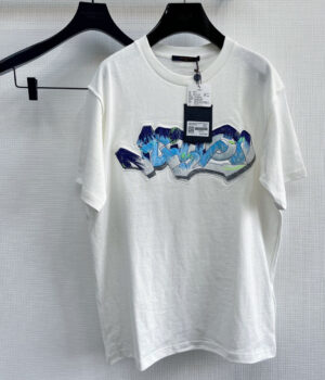 Lv T-shirt