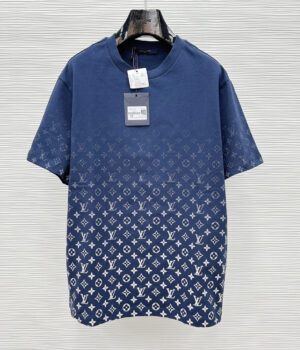 Lv T-shirt