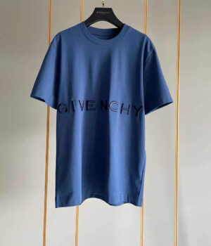 Givenchy T-shirt