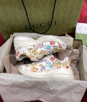 Gucci Sneakers