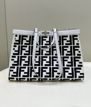 Fendi Tote