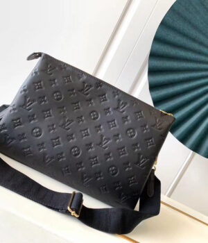 LV Coussin