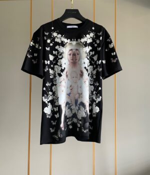 Givenchy T-shirt