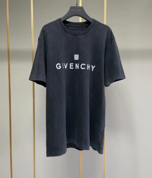 Givenchy T-shirt