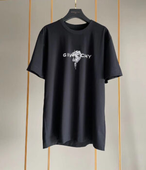 Givenchy T-shirt