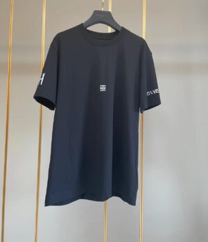 Givenchy T-shirt