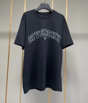 Givenchy T-shirt