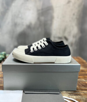 Balenciaga Sneakers
