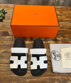 Hermes Sandal